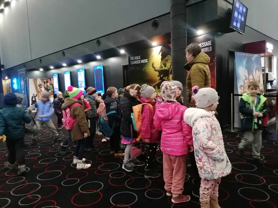 Školní družina v kině v HK