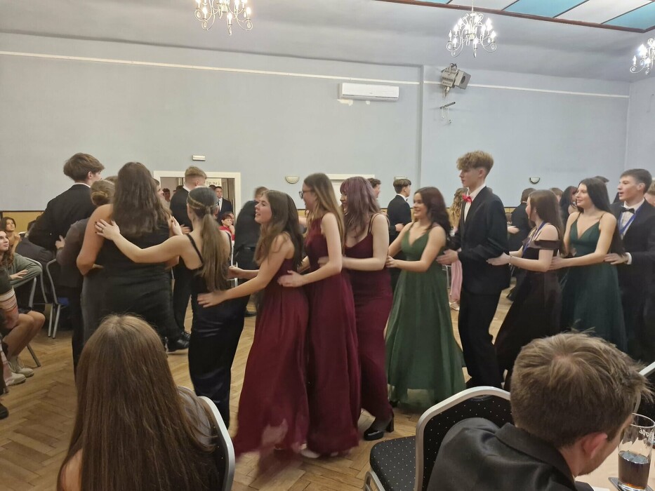 Prodloužená absolventů kurzu minitanečních